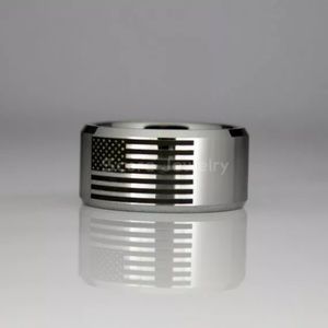 👑Men 8MM wide titanium stainless steel flag ring